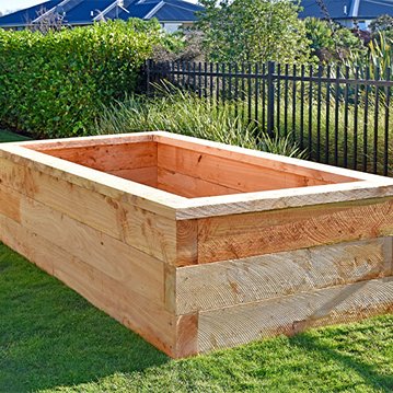 200x100 Raised Kitset Garden bed - 600mm high with Capping